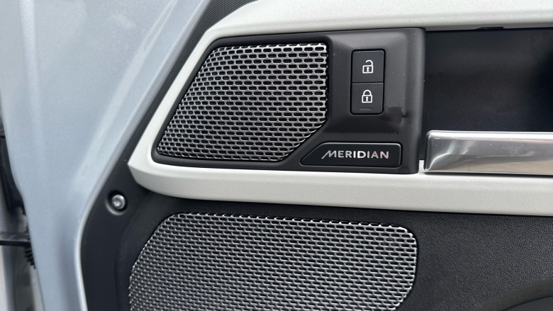 Land Rover Defender 3.0 D250 XS Edition 110 5dr Auto Diesel Estate